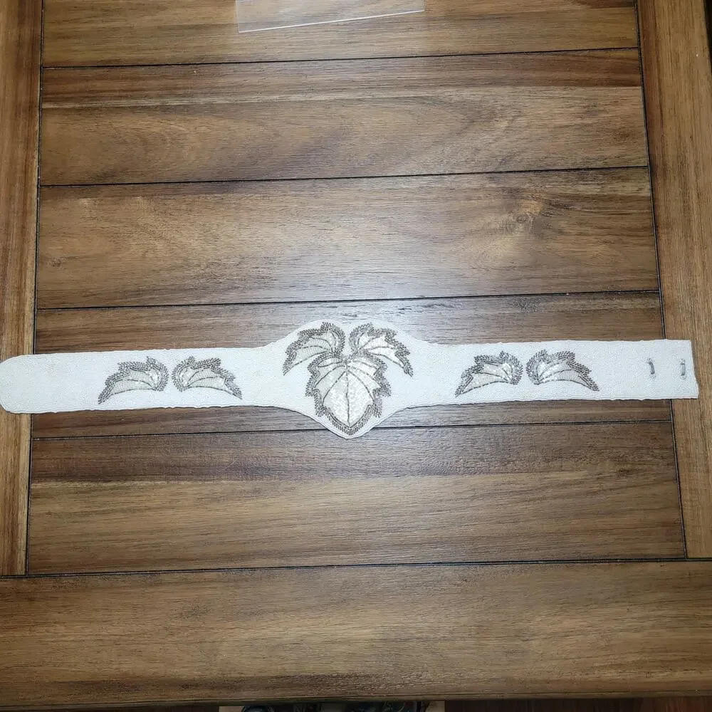 VINTAGE Complete Beaded Ladies Belt White & Silver Wings Hook Closure 29.5